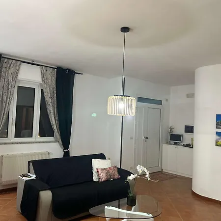 Villa Carolyta