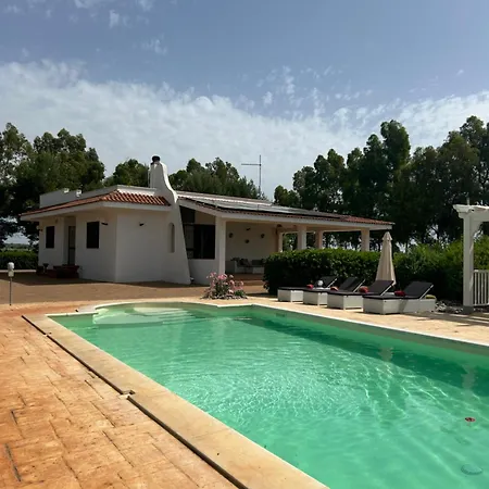 Villa Carolyta